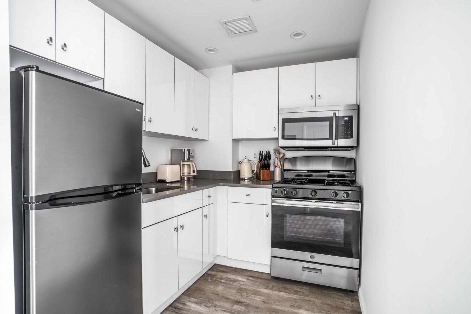 Modern 2-Br With Southern Views ニューヨーク エクステリア 写真